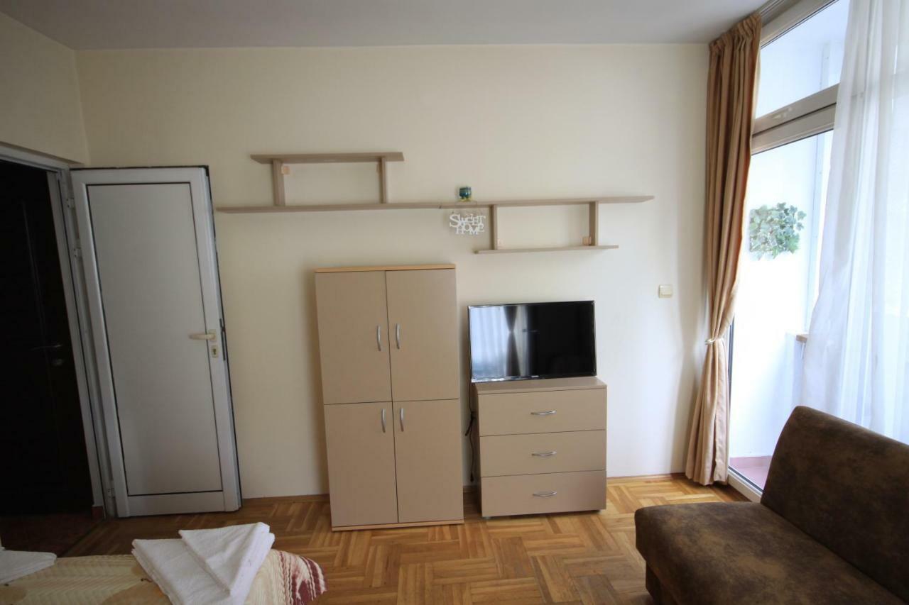 Studios Near To Burgas Free University Dış mekan fotoğraf