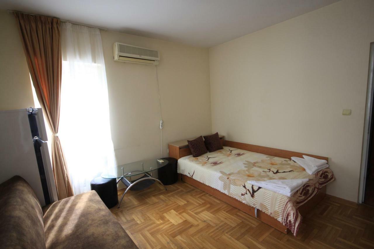 Studios Near To Burgas Free University Dış mekan fotoğraf